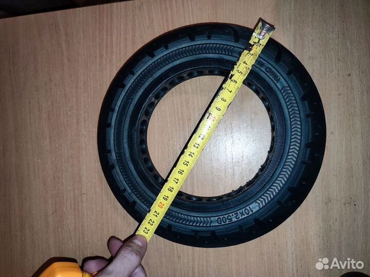 Литая покрышка для электросамоката