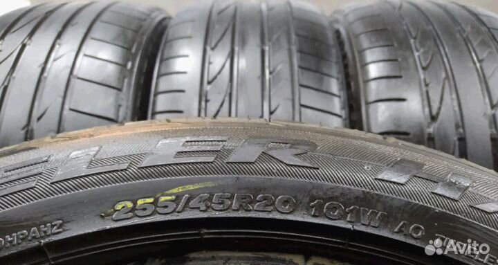 Bridgestone Dueler H/P Sport 255/45 R20