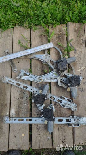 Стеклоподъемник mercedes Ml W163