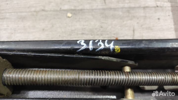 Домкрат пежо оригинал