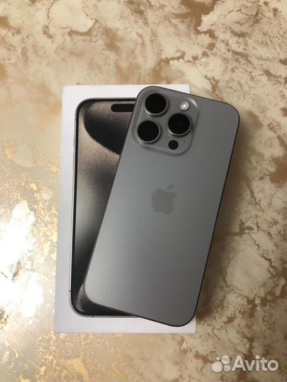 iPhone 15 Pro, 256 ГБ