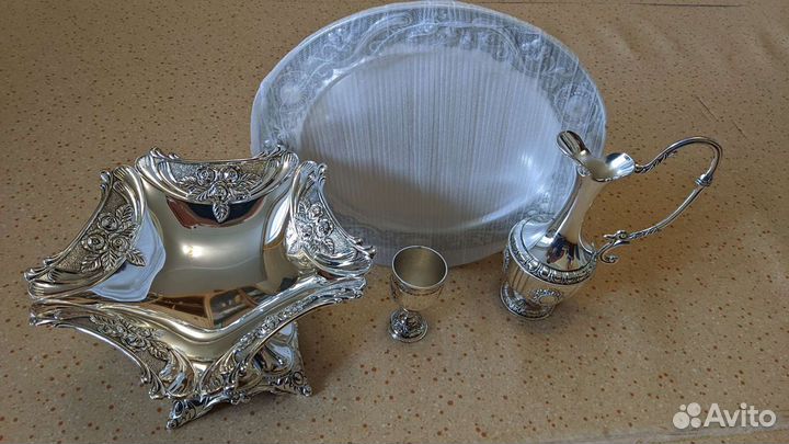 Посуда стальная с никель-серебряным покрытием