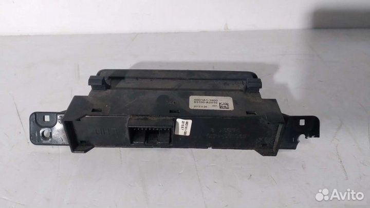 Блок кнопок обогрева сидений Kia Ceed JD 2012—2015