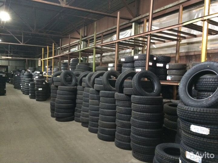 Ikon Tyres Nordman 7 SUV 215/70 R15