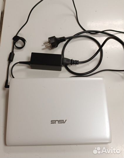 Ноутбук Asus Eee PC 1025C