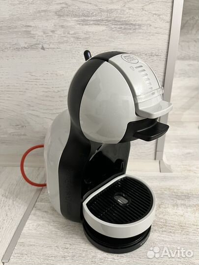 Кофемашина капсульная Dolce Gusto Krups KP123B10