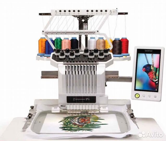 Машинная вышивка металлизированной нитью