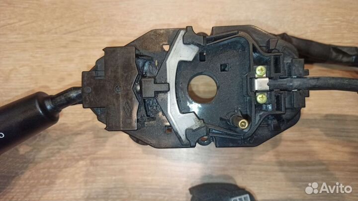 Подрулевой переключатель county 933005H000