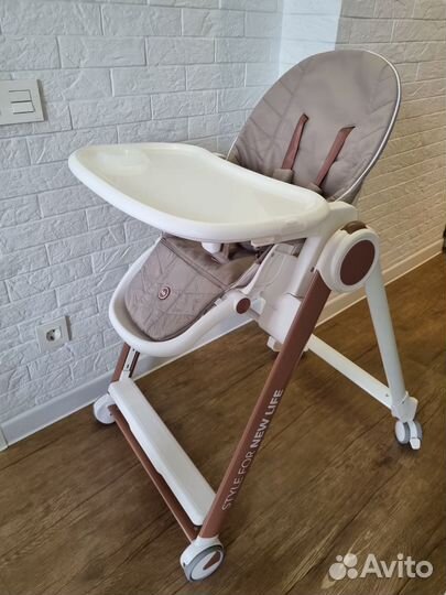 Стульчик для кормления happy baby