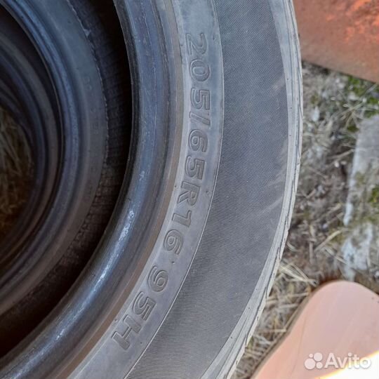 Kumho Solus SA01 Plus 205/65 R16 95H