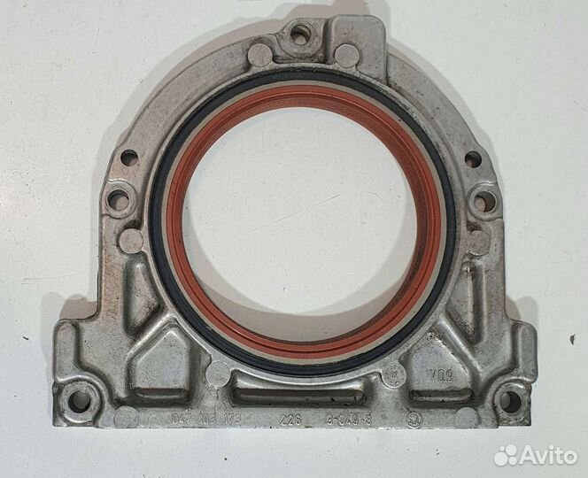 Крышка коленвала задняя Skoda Fabia 1999-2007