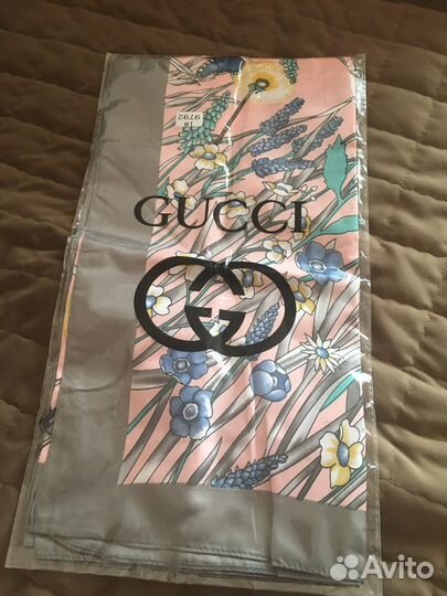 Шелковый платок женский