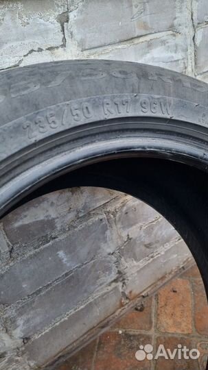 Pirelli Cinturato P7 235/50 R17 96W