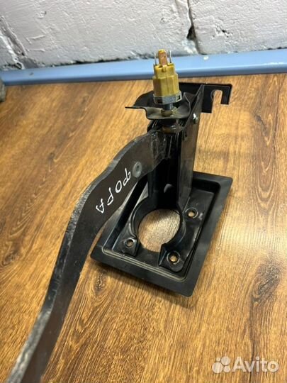 Педаль тормоза Chery Fora А21 2 2008