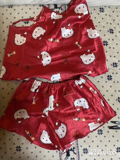 Пакет вещей для девушки 44