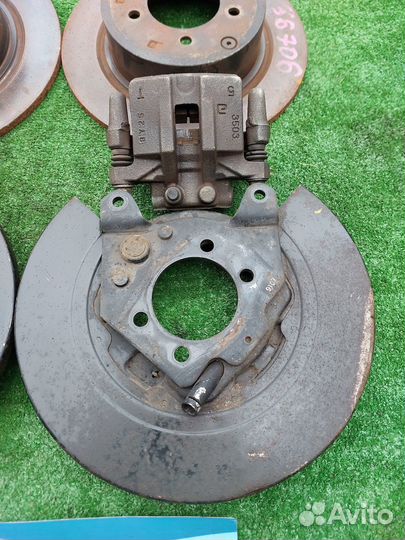 Задние тормоза Мицубиси Лансер 10 диск 302мм