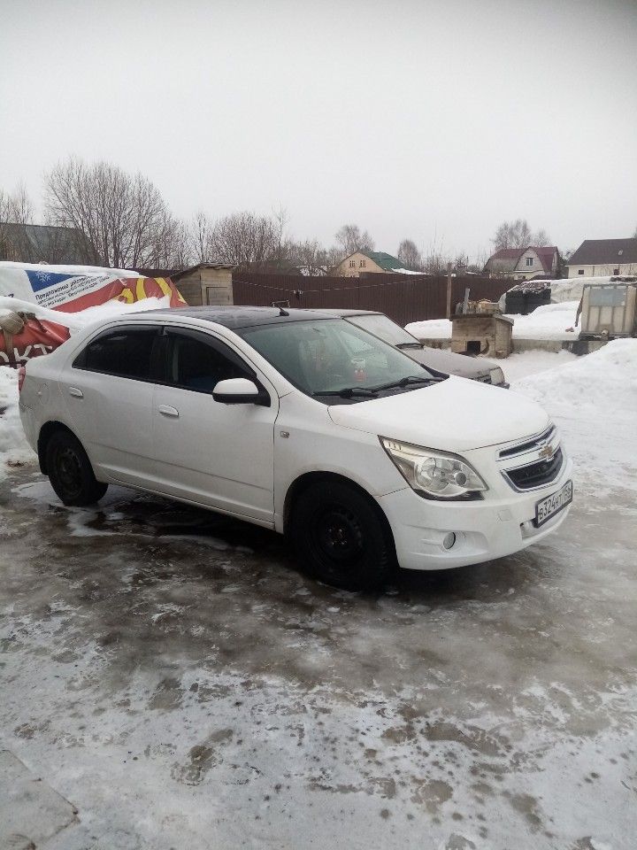 Chevrolet Cobalt: фото владельца