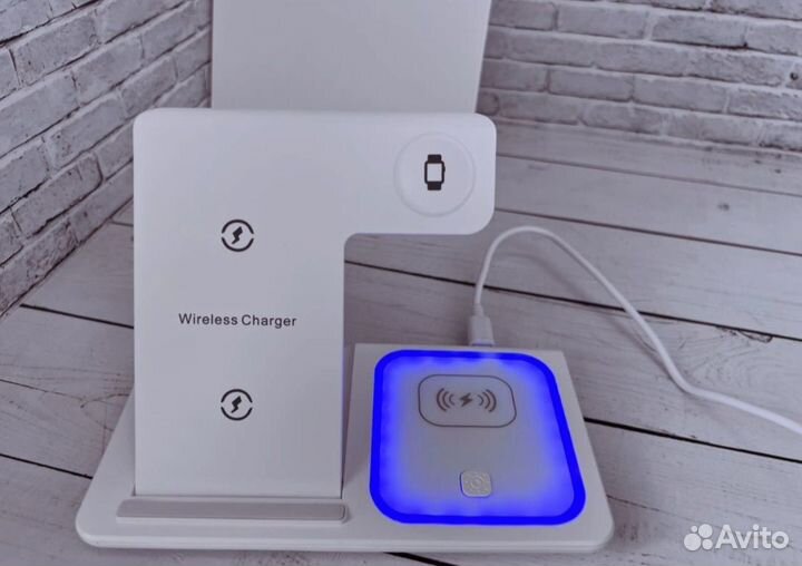 Беспроводная зарядка 3 в 1