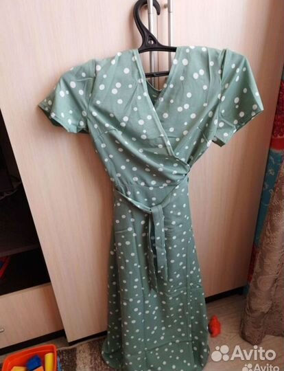 Платья женские 44-46 размер пакетом