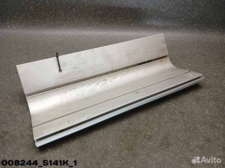 1446788 Опора спальной полки LH scania скания