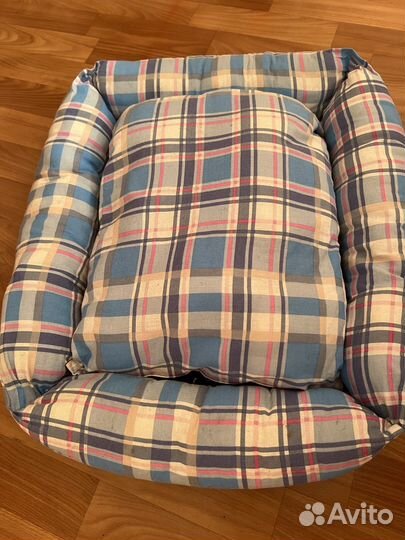 Лежанка для собак и кошек