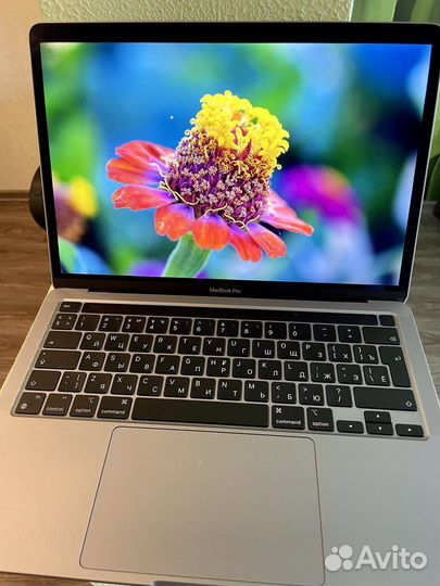 Apple MacBook Pro 13 2020 m1 16gb touch bar