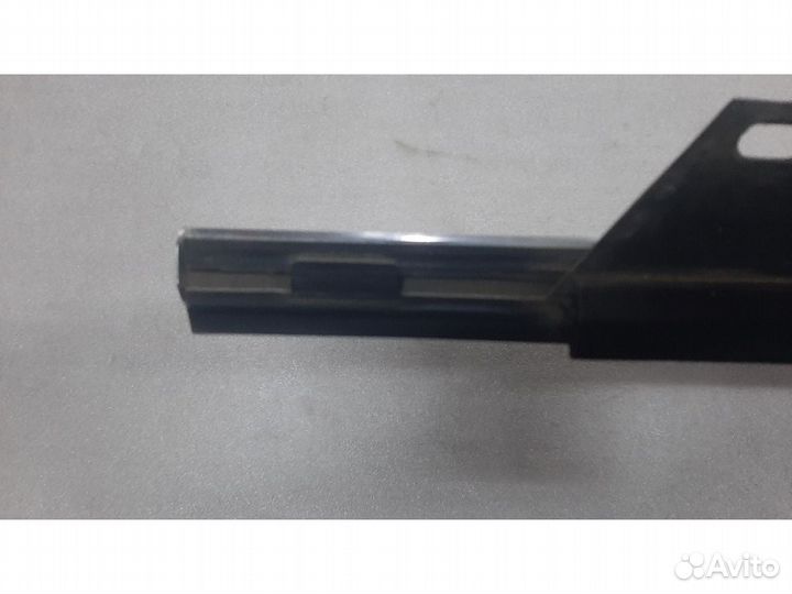 Молдинг двери audi Q7 4L задний левый верхний