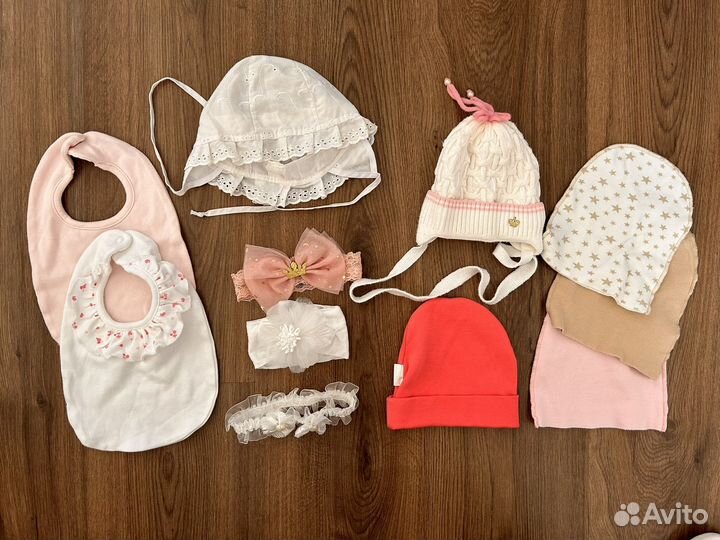 Шапочки повязочки слюнявчики для девочки до 6 мес