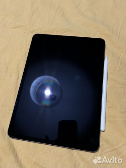 Планшет Apple iPad Pro 11 M1 Wi-Fi 128GB (2021)