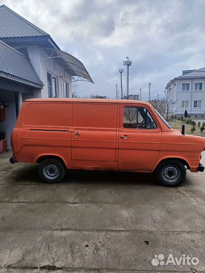 Ford Transit цельнометаллический, 1974