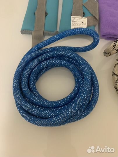 Утяжелители и скакалка для гимнастики