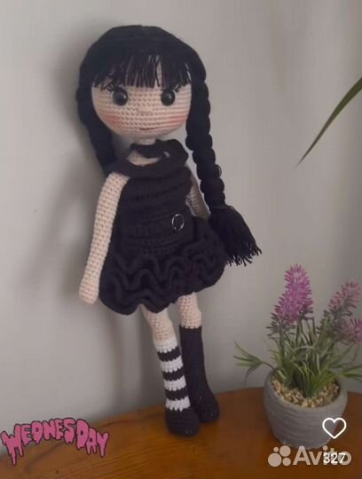 Вязаная кукла Wednesday