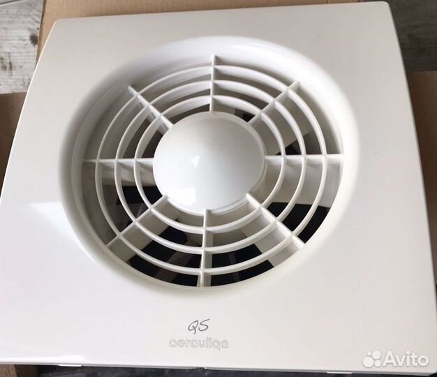 Вентилятор вытяжной Aerauliqa QS150 (Италия)