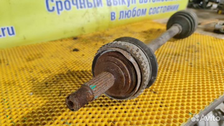 Привод передний левый ваз (LADA) Priora