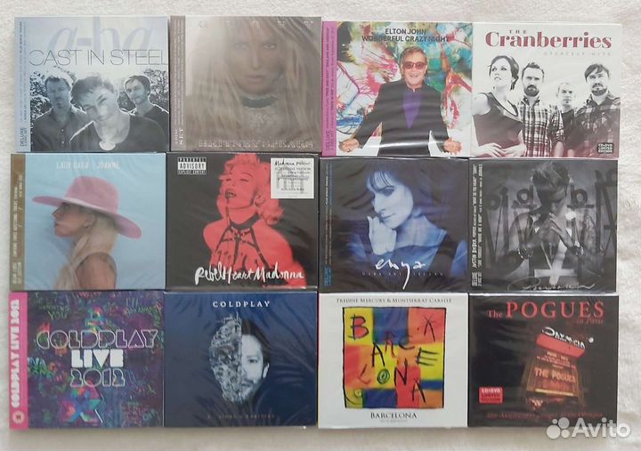 CD диски. Музыкальные компакт диски альбомы