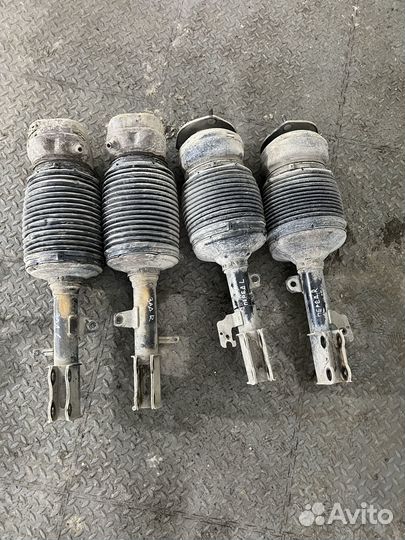 Пневмостойки, компрессор, клапана от Lexus RX2