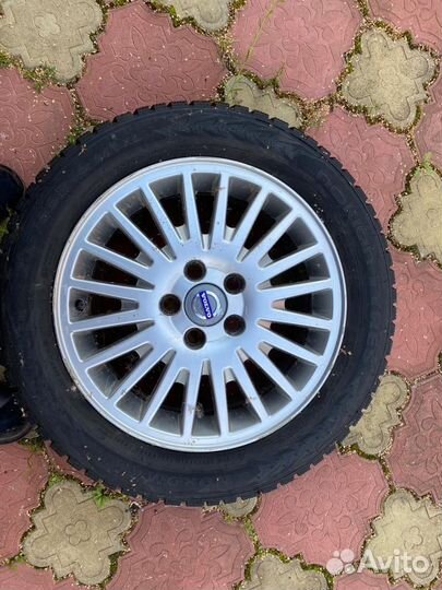 R16 Nokian Tyres Nordman 5 205/55, PCD 5x108 DIA 63.4