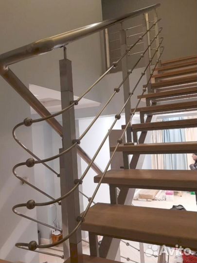 Ограждения, перила лестниц