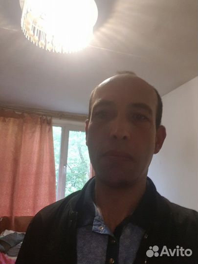 Подсобний токарь или крановшик