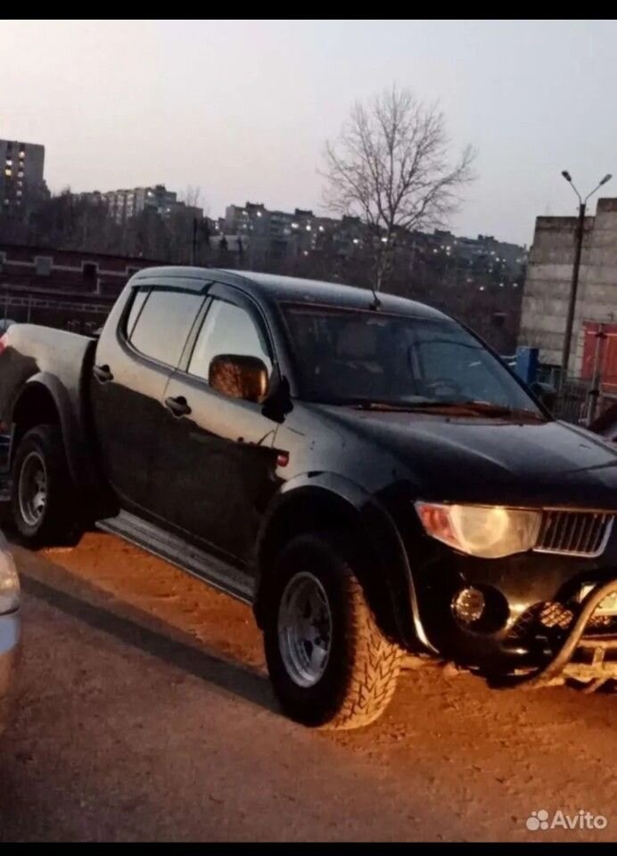 Mitsubishi L200: фото владельца