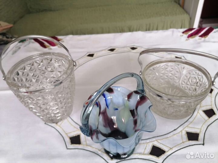 Вазы стекл с ручк