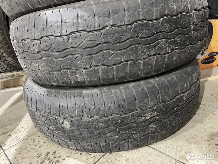 Bridgestone Dueler H/T 687 225/65 R17