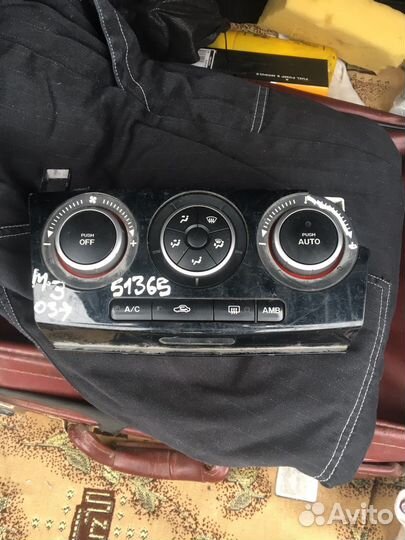 Блок управления климатом mazda 3 bk