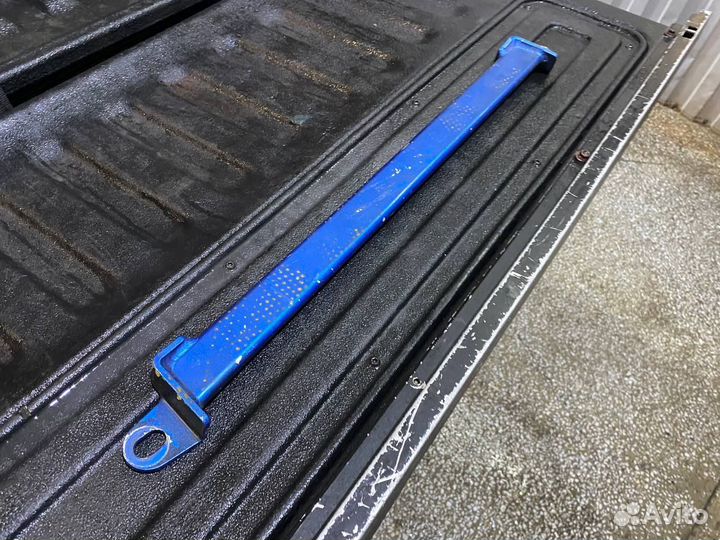 Распорка передняя cusco Subaru Forester SG5