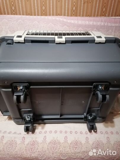 Перевозка-переноска для животных на колёсиках