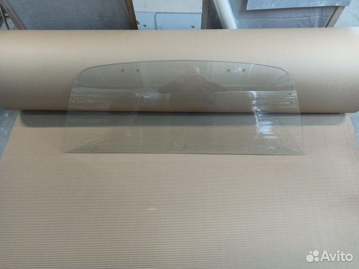 Стекло (копия) оригинальный кунг L200 2006-2013