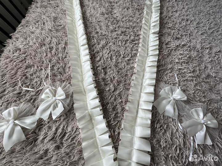 Свадебное украшение на машину