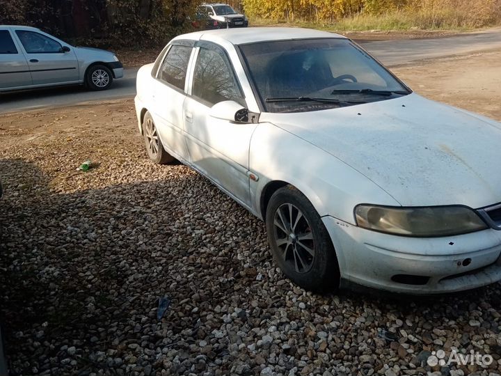 Двигатель автомобиля Opel Vectra B X18XE АКПП