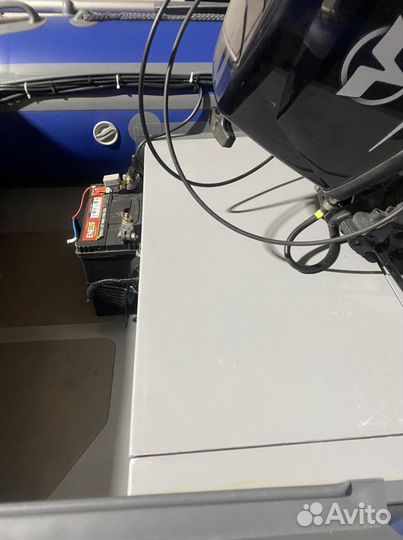 Надувная лодка Адмирал RIB 410 с консолью