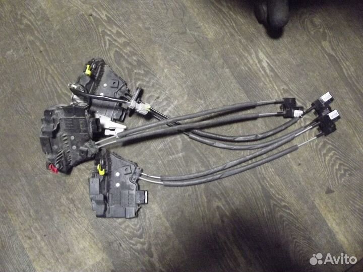 Замок двери передней задний Kia Cerato YD 2013